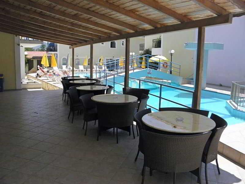 Apart Otel Vossos