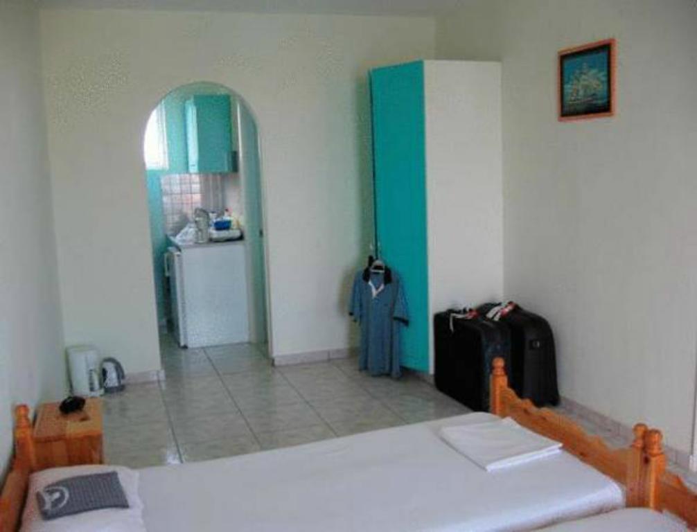 Apart Otel Vossos Laganas