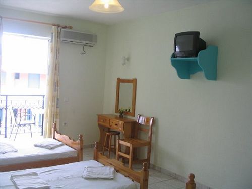 Vossos Apart Otel Laganas